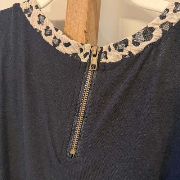 POL Black Leopard Trim Zip Neck Long Sleeve Top - Size L - Picture 5 of 7